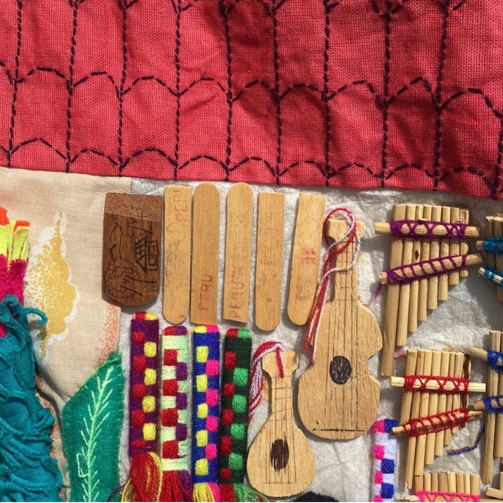 Vintage Peruvian Arpillera Wall Tapestry Handcrafted Folk Art Large - Picture 12 of 13
